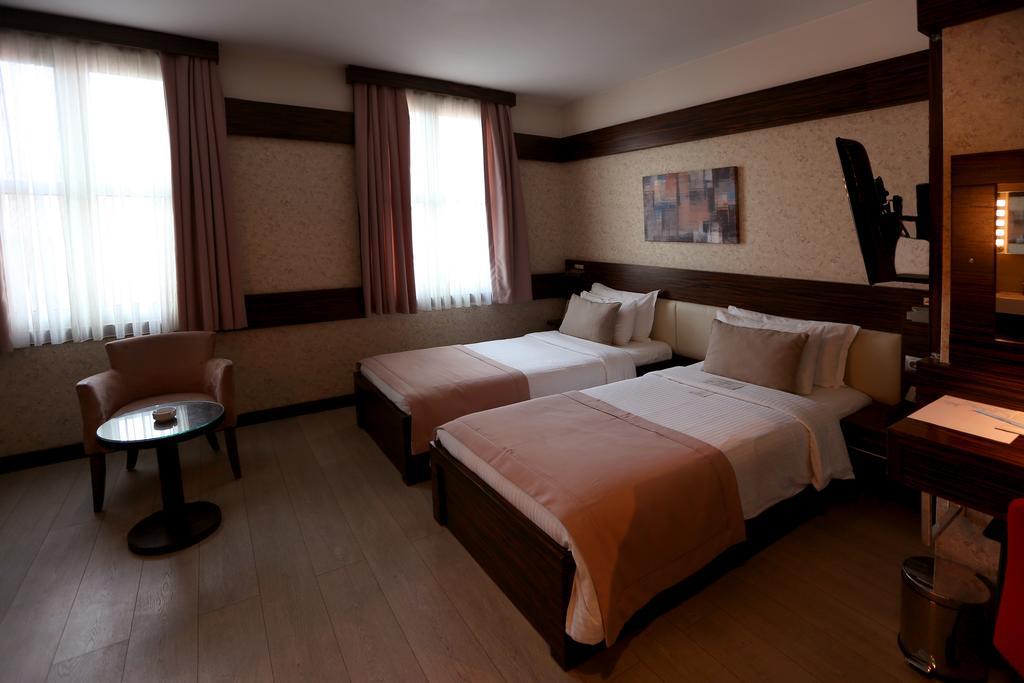Wes Hotel Kocaeli Extérieur photo