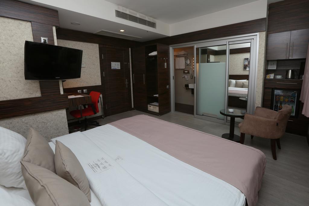 Wes Hotel Kocaeli Extérieur photo