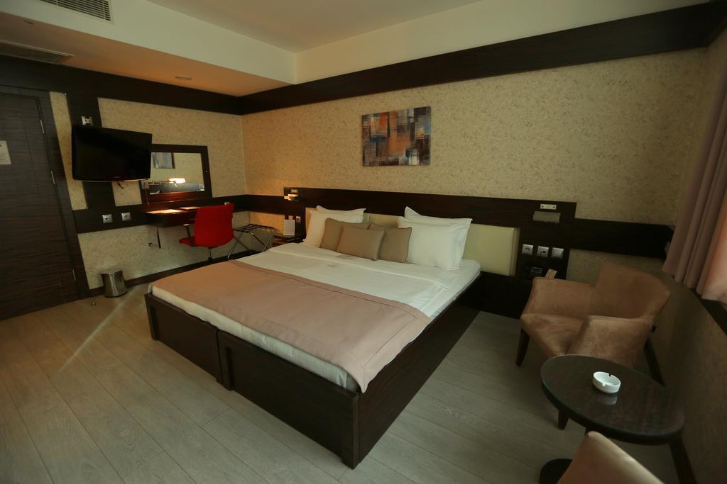 Wes Hotel Kocaeli Extérieur photo